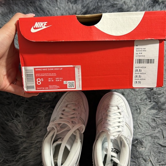 Women’s Dunks High - White - Picture 6 of 6